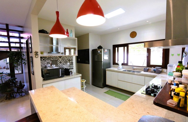 Spacious and cozy house, close to the beach