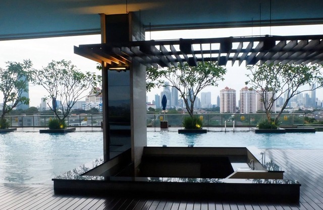 Spacious and Comfy Big Studio Apartment at Kemang Mansion