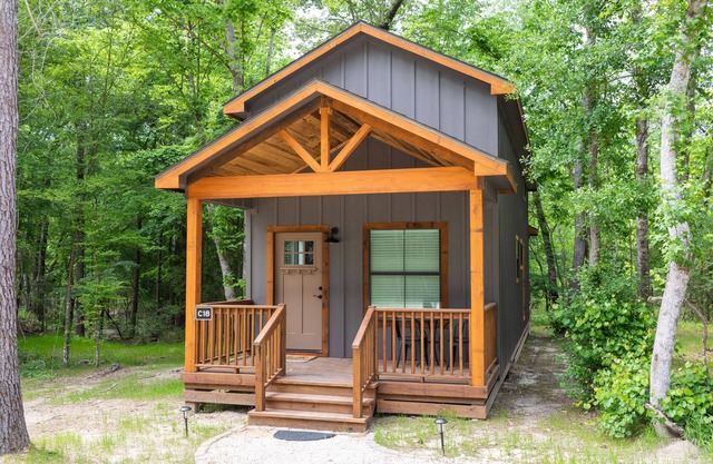 Spacious and cozy, perfect for a family vacation, Two Creeks Crossing Resort