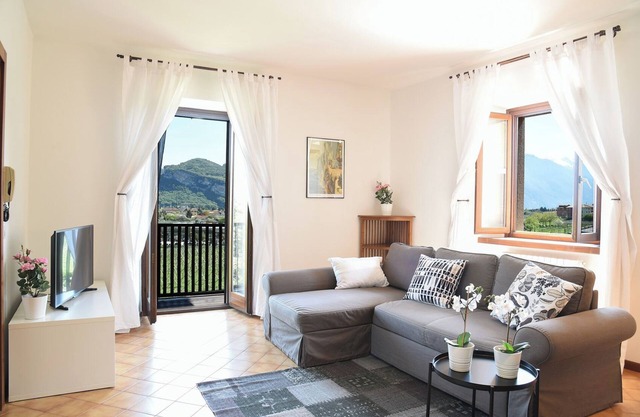 Spacious and Elegant Holiday Apartment "Mandorlo" with Balcony and Air Conditioning
