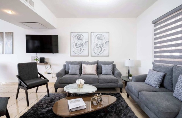 Spacious and elegant in Villa de Parras, 3 Bedrooms
