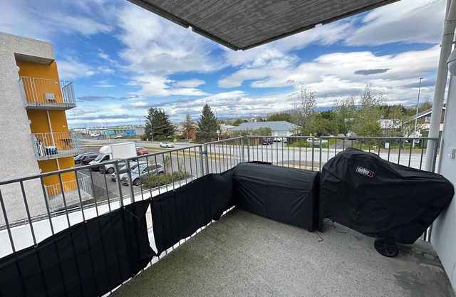Spacious and Family Friendly 3brd apartment in Garðabær