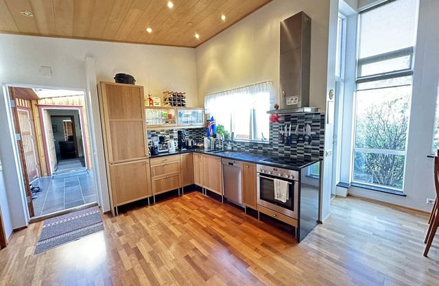 Spacious and family friendly Holiday Home, South of Iceland