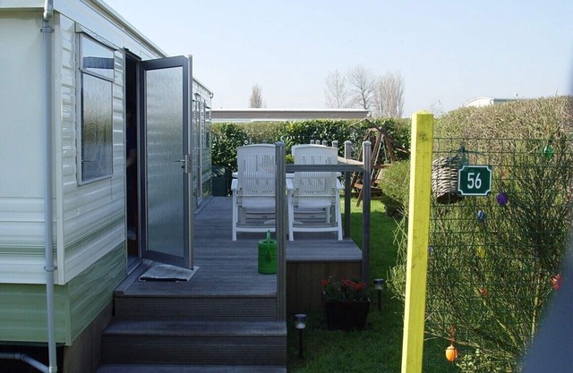 Spacious and friendly caravan in a quiet location close to the beach