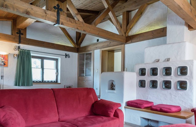 Spacious Apartment near Ski Area in Niedernsill