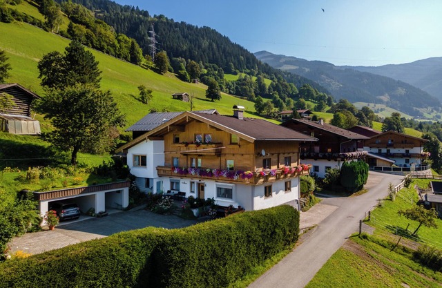 Spacious apartment with beautiful mountain views