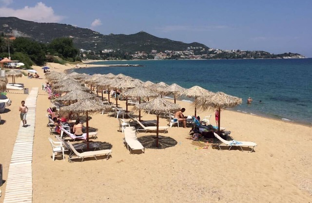Spacious apartment directly by the sea 2 floors
