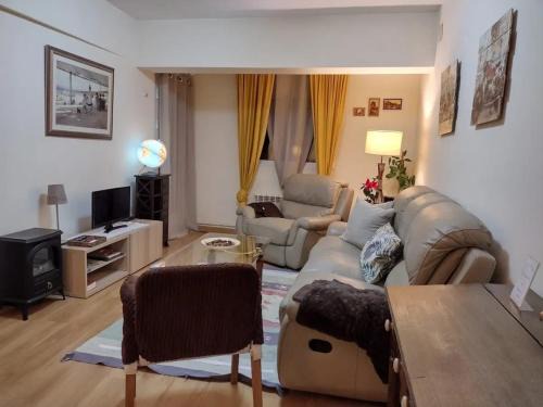 Spacious Apartment in Navalcarnero - 75 m² - Private Terrace