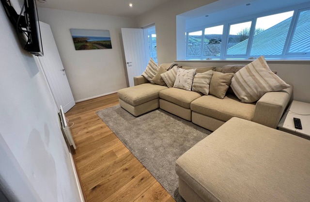 Spacious Apartment in the Centre of costal Village - 5 minutes walk to the beach