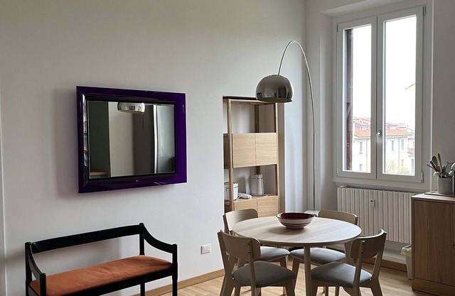Spacious apartment newly renovated with all amenities