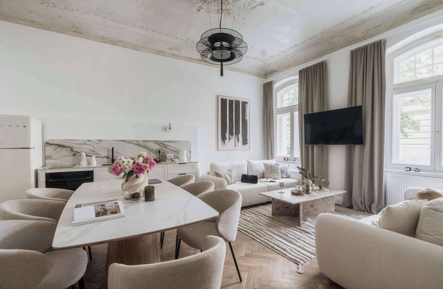 Spacious apartment with 2 bedrooms city center