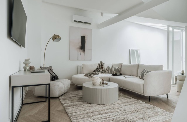 Spacious apartment with a living room, city center