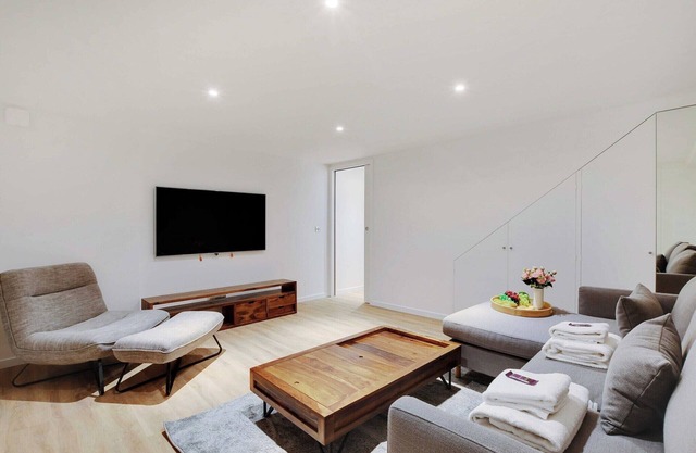 Spacious apartment with 2 rooms