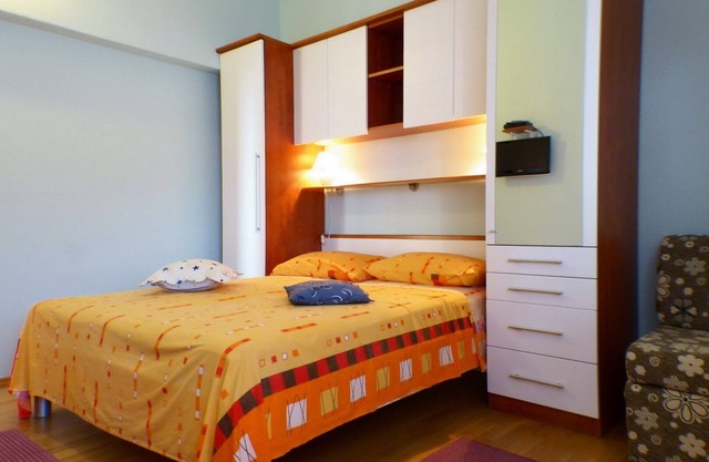 Spacious apartment with sea view