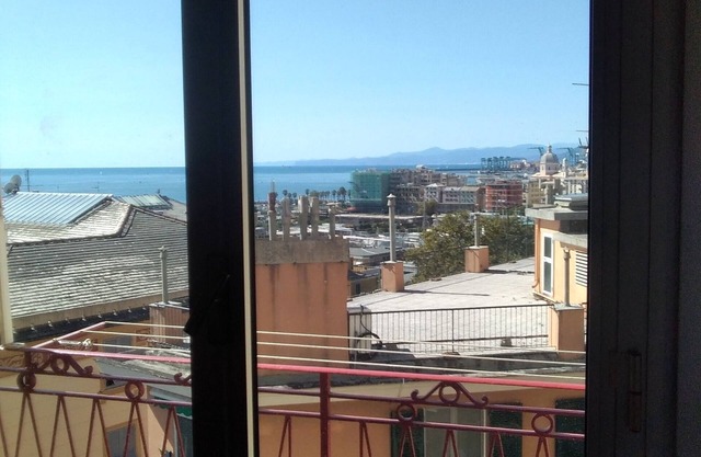 Spacious apartment with sea view terrace in Genoa Pegli