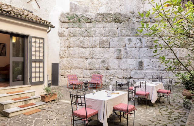 Spacious Artist's Home with Ancient Roman Walled Garden