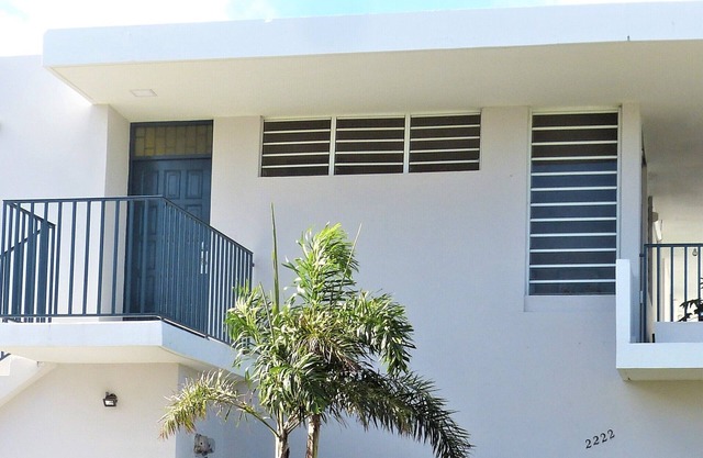 Spacious & beautiful beach house, steps from the ocean!