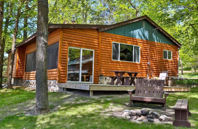 Spacious Bemidji Family Retreat - Steps to Beach & Resort Amenities