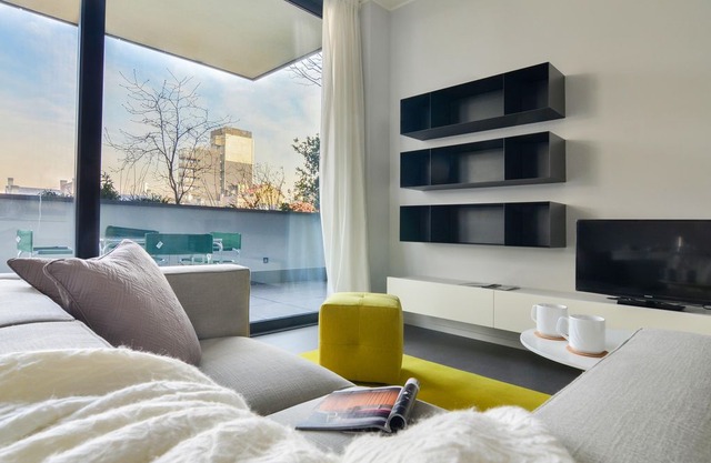 Spacious Bosco Verticale apartment in Porta Garibaldi with WiFi, integrated air conditioning, priva…