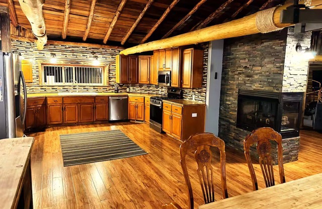 Spacious Cabin in the Northwoods