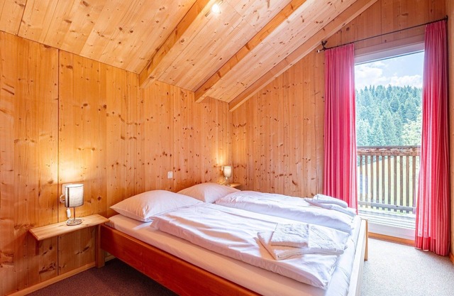 Spacious Chalet in Annaberg-Lungötz with sauna