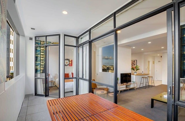 Spacious Character Apartment + private balcony!
