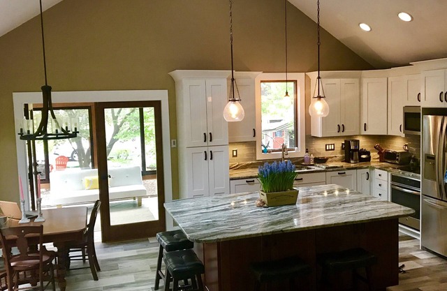 Spacious, contemporary, wooded home in Epping Forest on the Severn River
