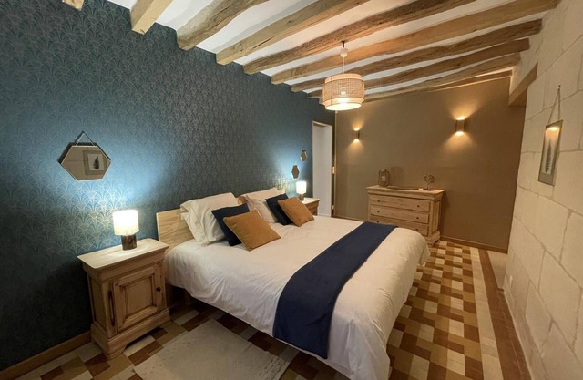 Spacious cottage in Touraine with garden and terrace, near vineyards