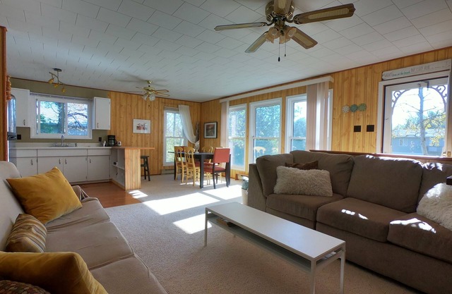 Spacious Cottage close to Beach