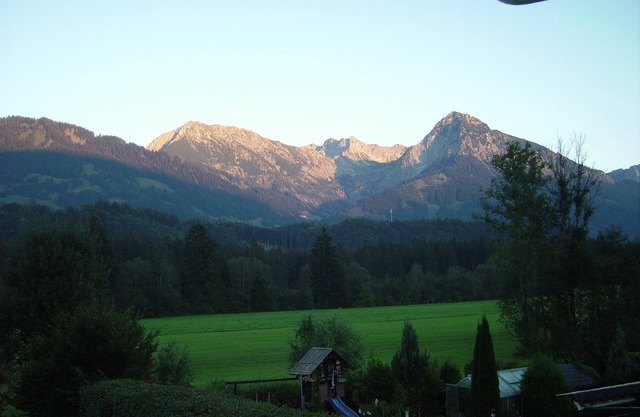 Spacious, cozy, comfortable Vacation apartment(1950) with large garden by the trout stream, .