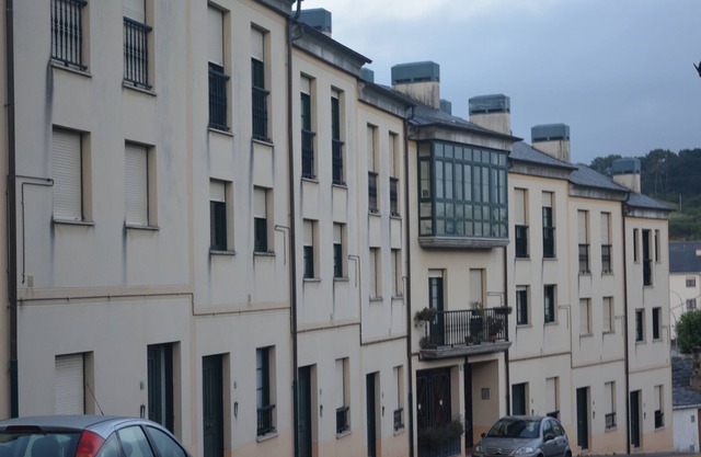 Spacious, Cute, and Quiet Apartment in Castropol, Asturias.