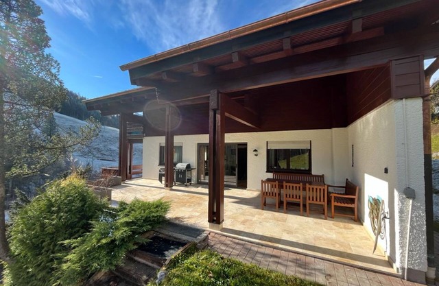 Spacious detached home with in-house sauna