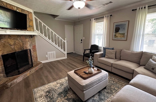 Spacious double units dublex in Lawrenceville