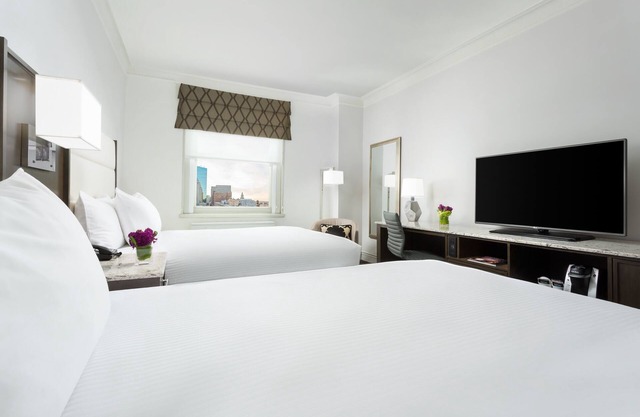 Spacious Downtown Family Stay | Pets Are Allowed | Near Boston’s Theater Scene