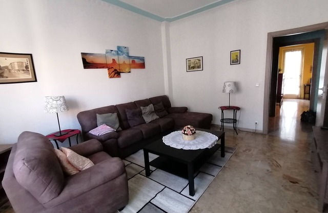 Spacious, elengant apartment along the Po River