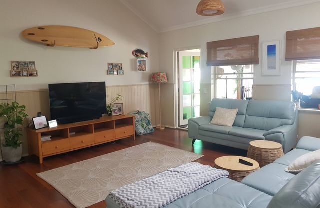 Spacious family friendly home walking distance to beach and town. Pet friendly.n