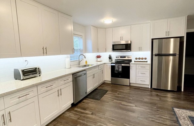 Spacious family friendly historic home within walking distance of downtown Wylie