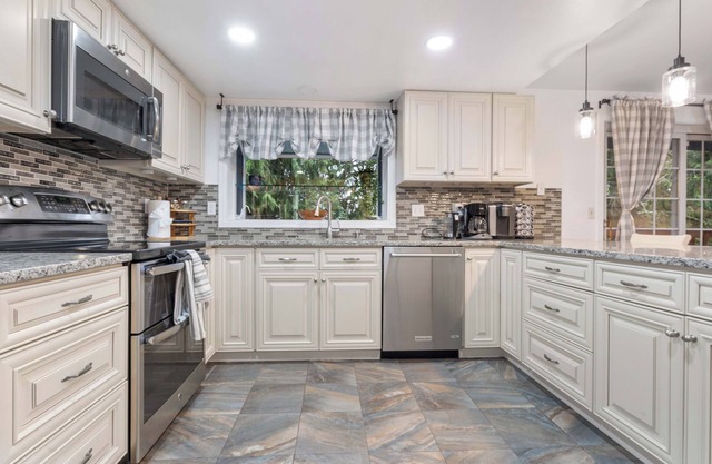 Spacious Family Retreat near Microsoft