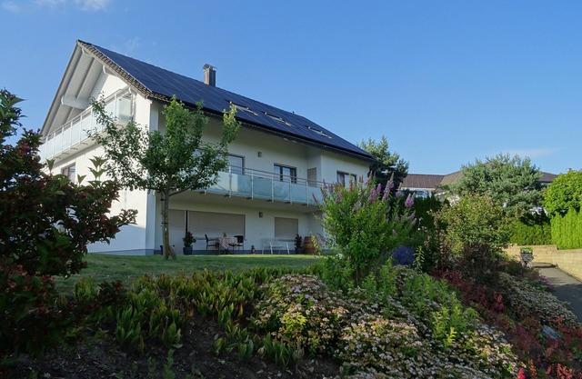 spacious holiday apartment "Turm im Blick" in attractive surroundings,