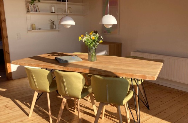 Spacious holiday apartment "it`s Gunneby nice"