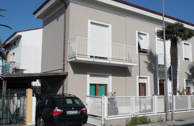Spacious Holiday Home In The Baia Flaminia Area