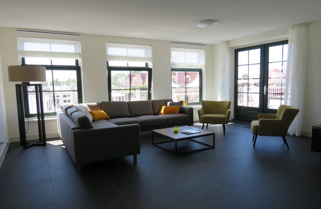 Spacious holiday home near Amsterdam
