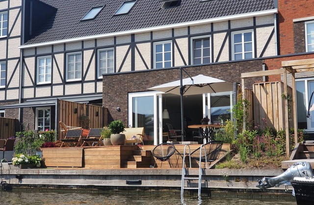Spacious Holiday Home in Alkmaar with Garden