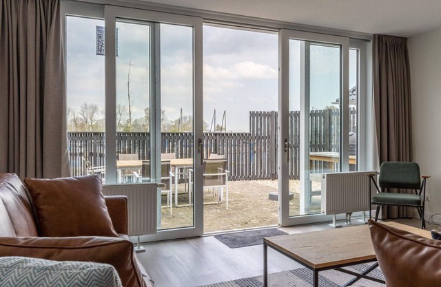 Spacious holiday home with harbor view