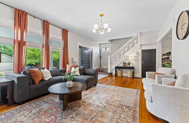 Spacious Home w/Games near DWTN, Stadium, Conv Ctr
