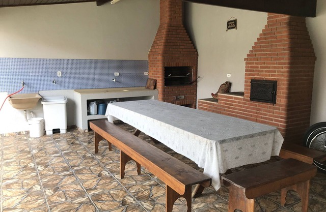 Spacious house 50 meters from the beach with wifi and air-conditioned rooms