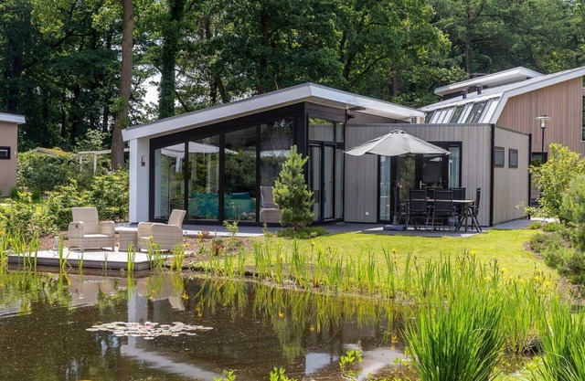 Spacious house with large garden. Enjoy a wonderful holiday!