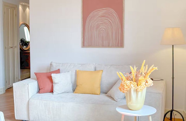 Spacious Living in the Serenity of the Fashion Capital