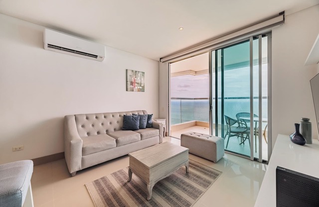 Spacious & Luxury apt in Bocagrande in Palmetto Beach
