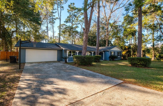 Spacious luxury Family Home near UF & Santa Fe